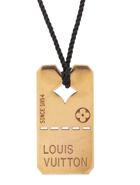 louis vuitton dog tag necklace.